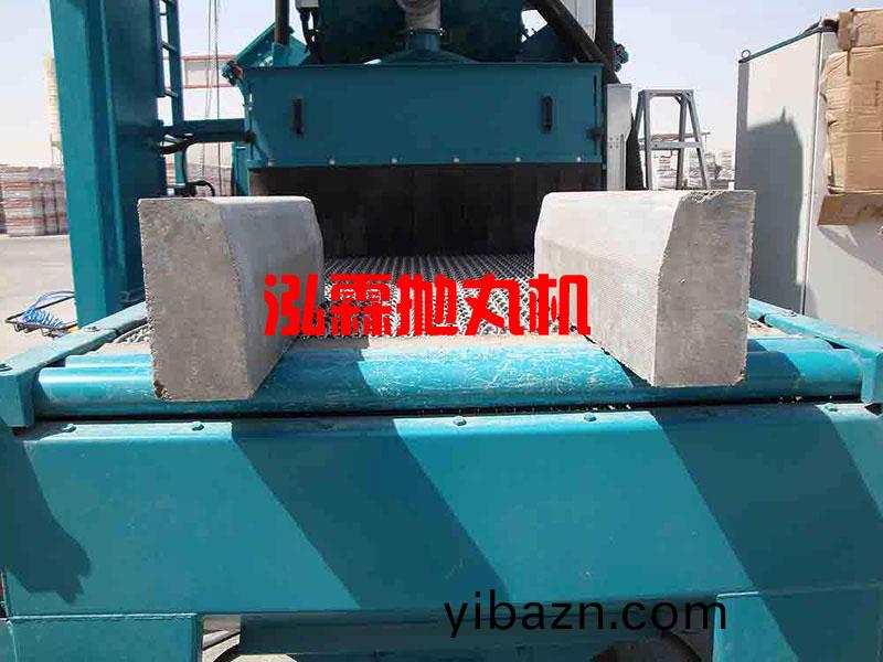 網帶式(shi)抛(pao)丸機(ji)