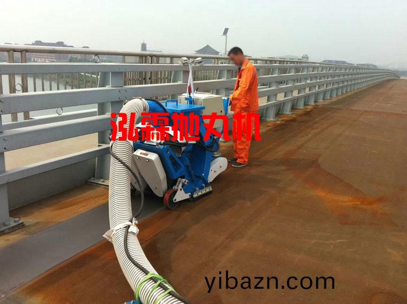 迻動式(shi)鋼闆抛(pao)丸(wan)機(ji)